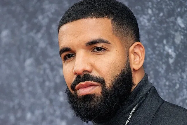 Drake Viral Video : His Reaction and Here Is Why Drake Is Trending